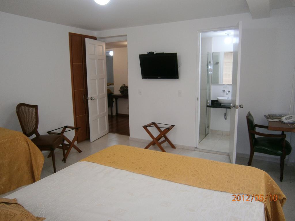 La Santa Maria Bed and Breakfast Bogotá Esterno foto